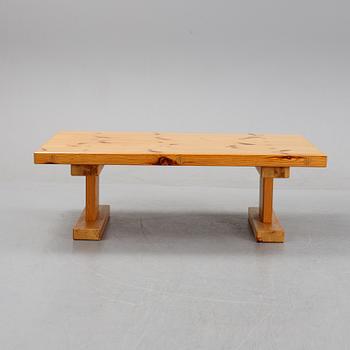 Roland Wilhelmsson, soffbord, Ågesta, 1970-tal, signerat.