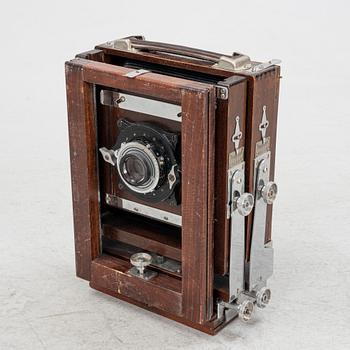 A box camera, first half of the 20th Century.