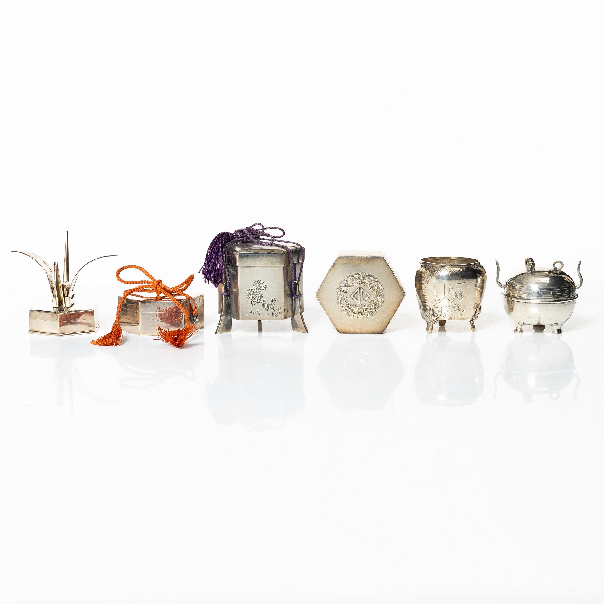 A group of six Japanese salts / boxes, some marked sterling silver, around 1900.