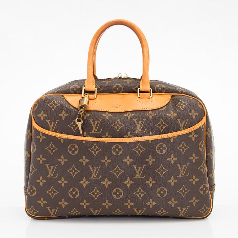 Louis Vuitton, a Monogram Canvas 'Deauville' bag.