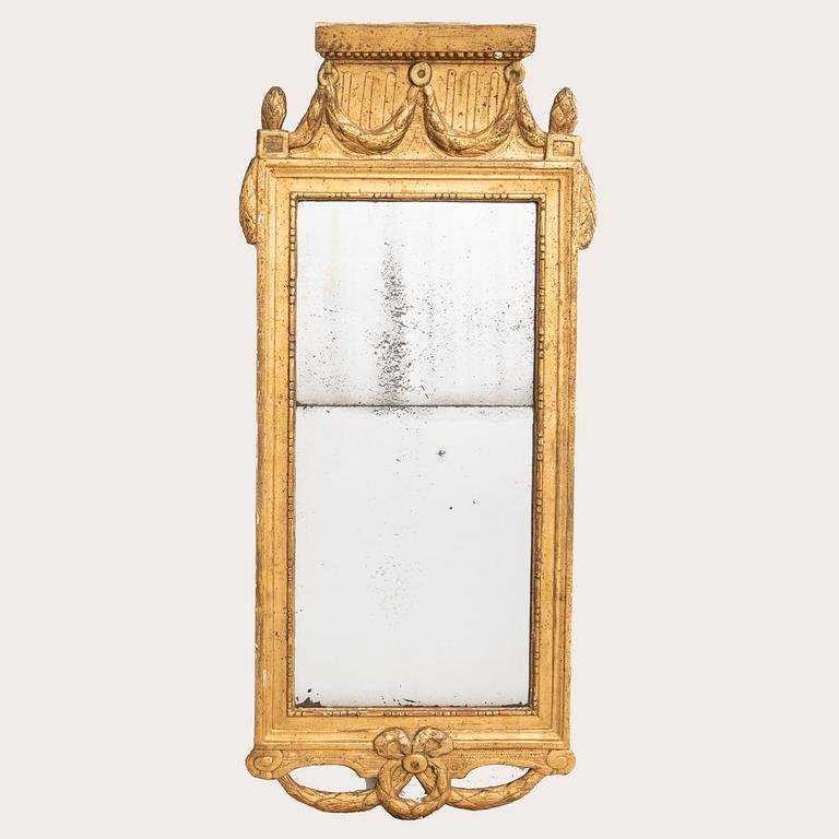 Mirror, by Per Westin (sculptor and mirror maker in Stockholm from 1776), Gustavian.