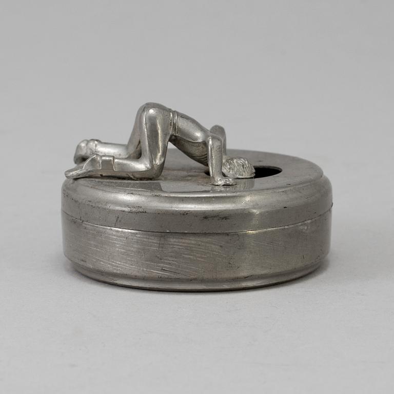 A pewter box by Widerholm & Dahlberg, Eskilstuna, Sweden. 1930's/40's.