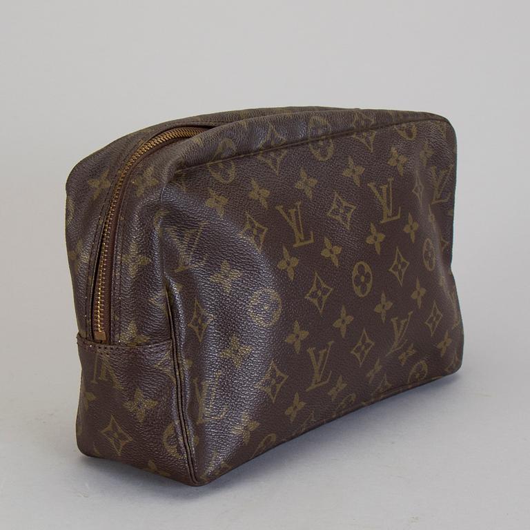 NECESSÄR, "Trousse Toilette 28 ", Louis Vuitton.