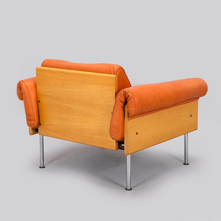 Yrjö Kukkapuro, sohva ja nojatuoli "Ateljee" tilaustyö, Haimi, 1970-luvun loppu.