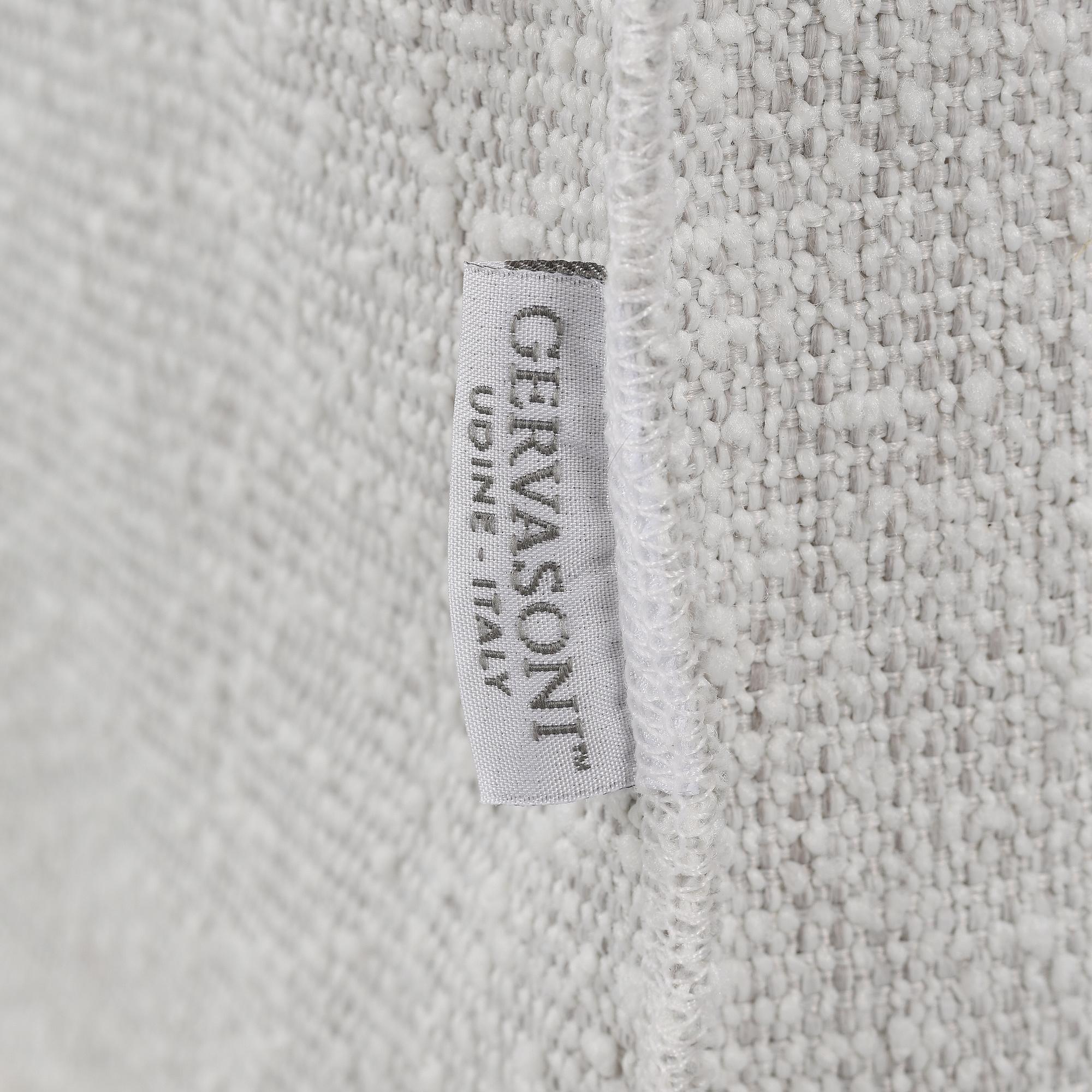 Paola Navone, fåtöljer för utomhusbruk, ett par, "Ghost Out", Gervasoni, Italien.