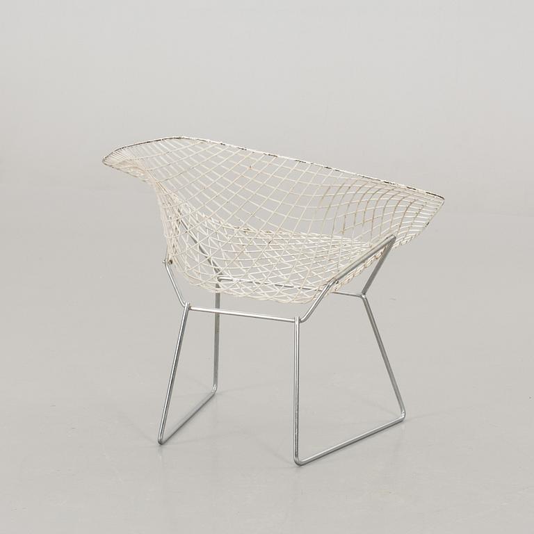 HARRY BERTOIA, "Diamond chair".