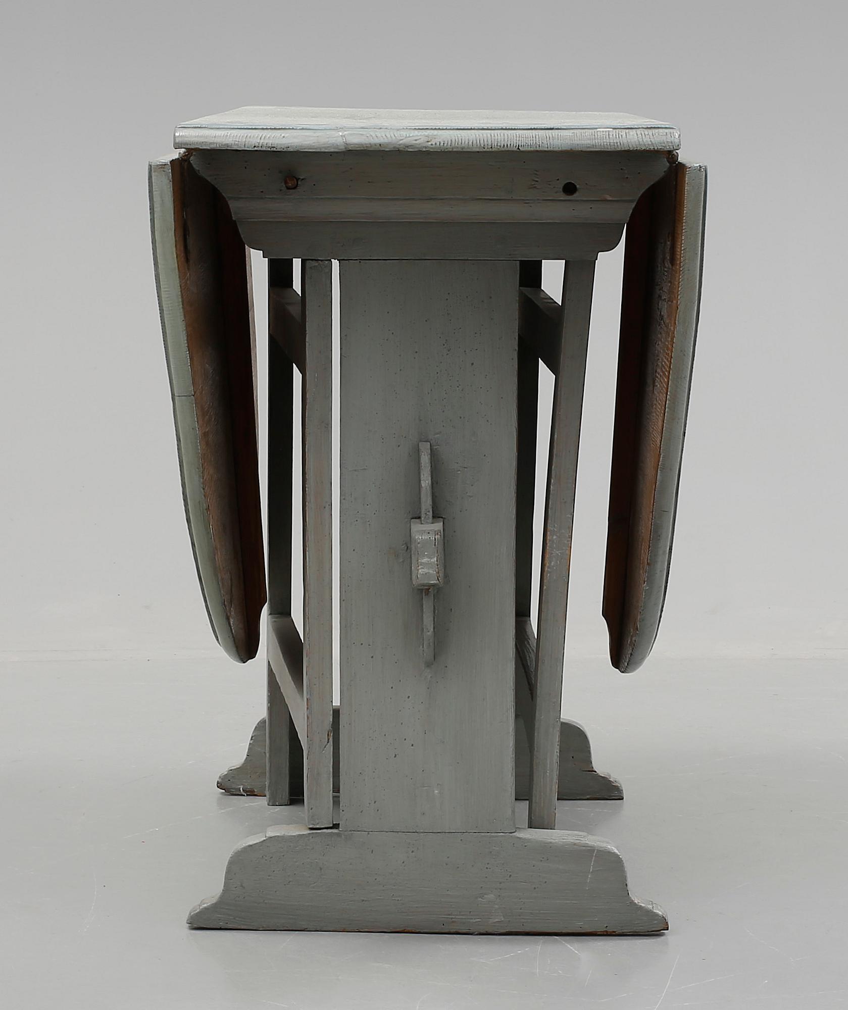 SLAGBORD, sannolikt tidigt 1800-tal.