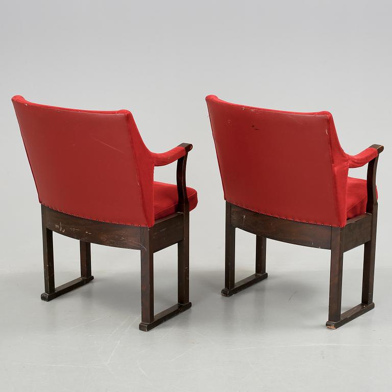 TEATERFÅTÖLJER, ett par. 1900-talets mitt.