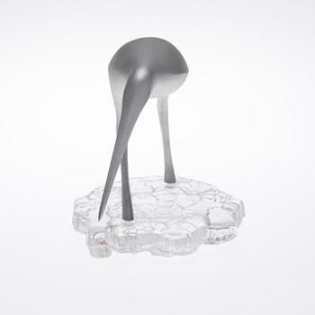 SKULPTUR, Aluminium och glas, "Beckasin". Stämplad Made in Finland, Kultakeskus Oy, Design: Tapio Wirkkala.