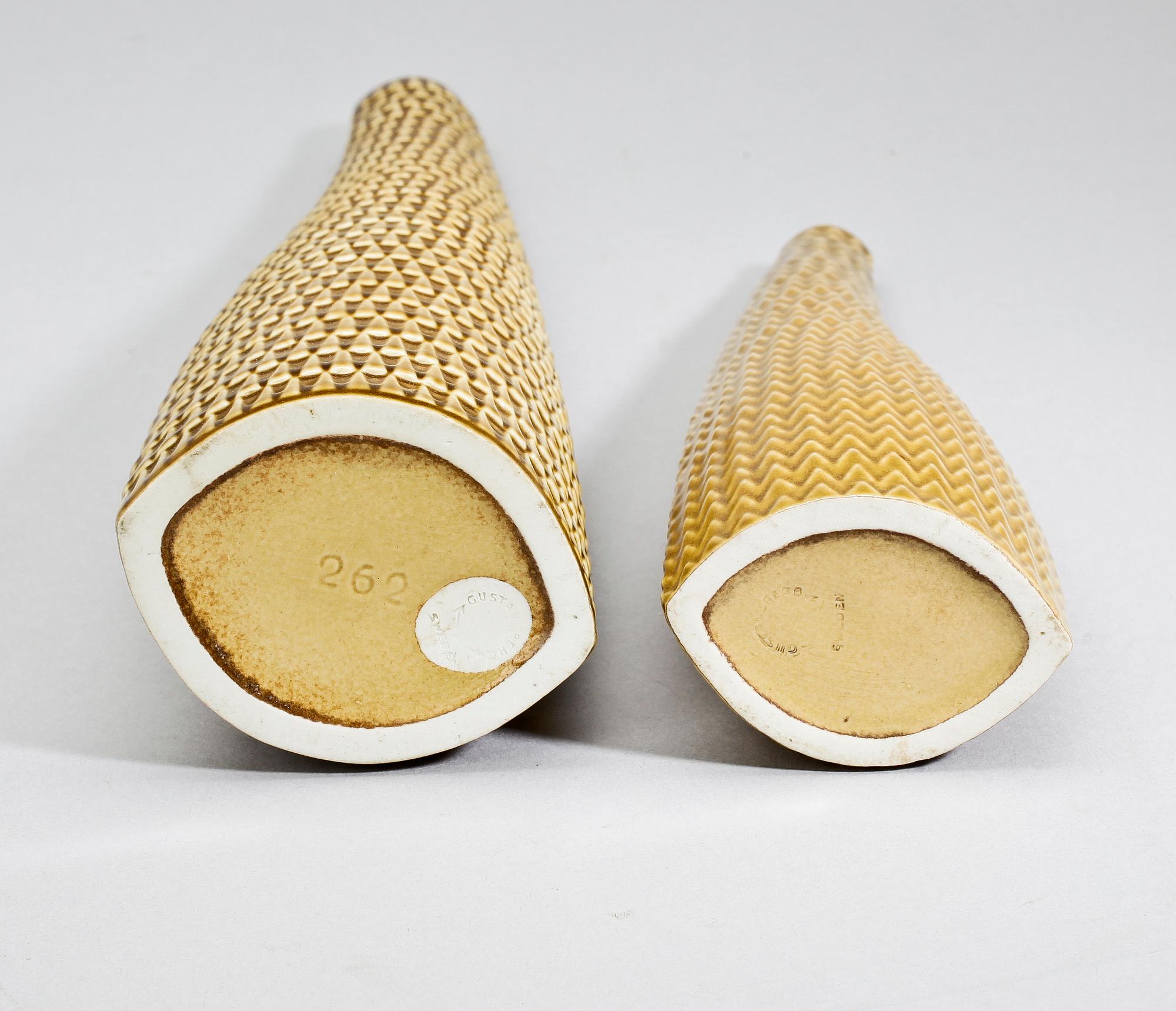 VASER, 2 st, stengods, "Reptil" Stig Lindberg, Gustavsberg.