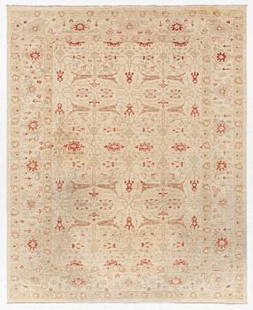Matta, Ziegler design, ca 250 x 308 cm.