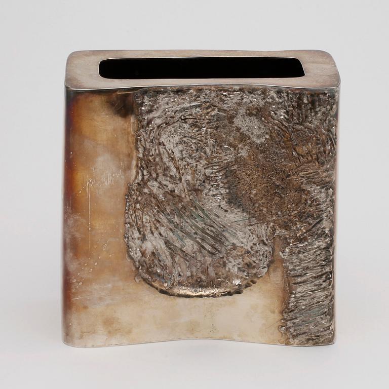 VAS, sterling silver, Karl Heinz Sauer, Sauer Guld & Silversmide, Västerås 1976. Vikt ca 854 gram.