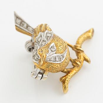 Brosch i form av en fågel 18K guld med åttkantslipade diamanter.