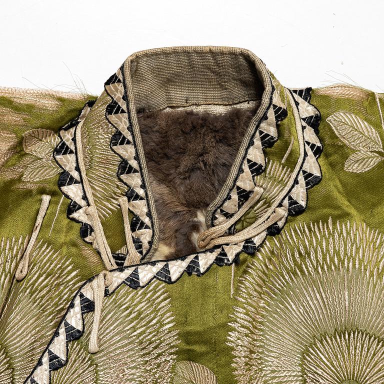 A Japanese silk brocade and fur childrens jacket, Meiji (1868-1912).