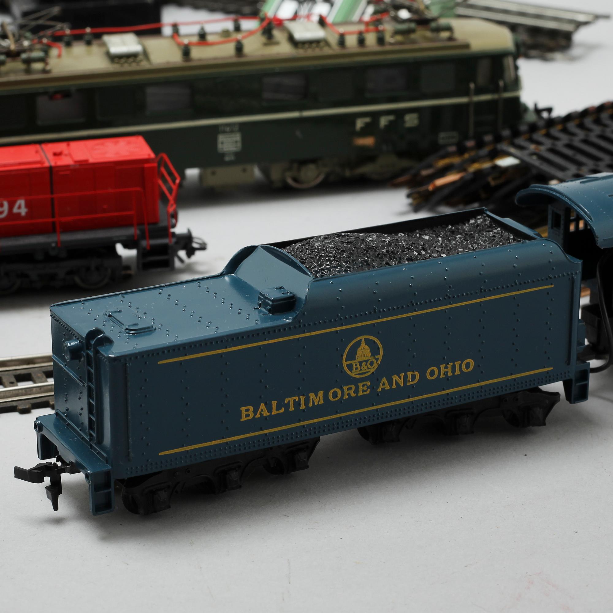 Model trains with rail from Fleishmann, Märkling and Mantua, 20th century.
