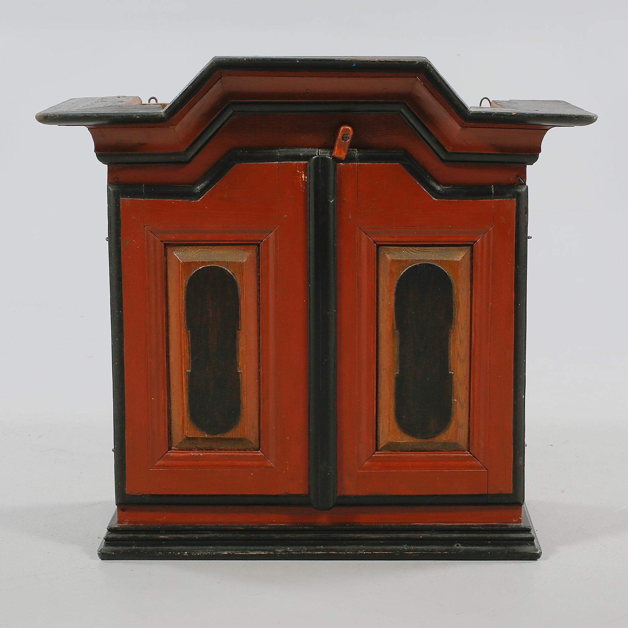 VÄGGSKÅP, 1800-tal.