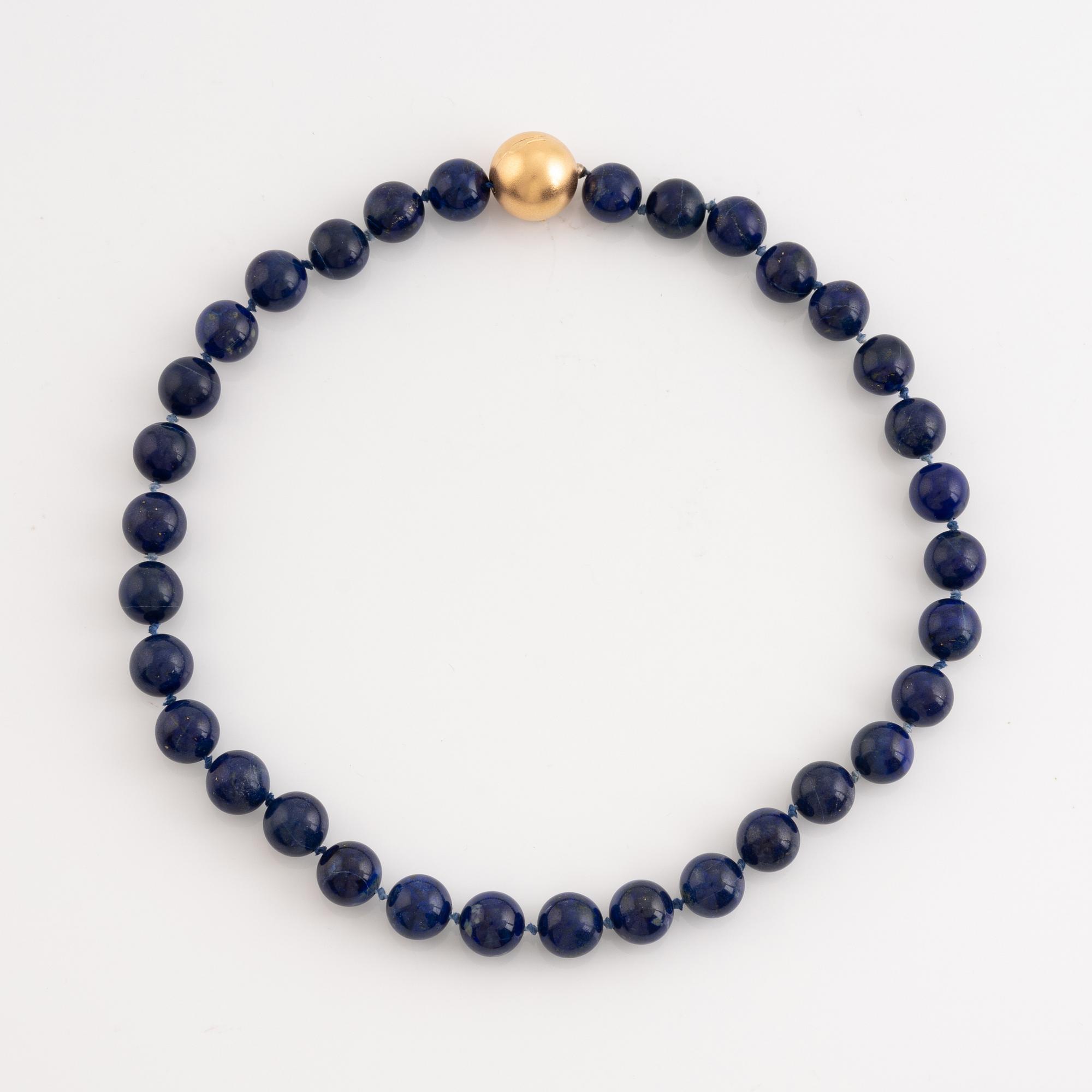Evert Lindberg,  lapis lazuli necklace, gold clasp.