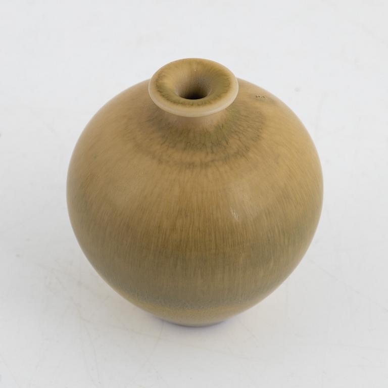 Berndt Friberg, a vase, Gustavsberg Studio, 1970.