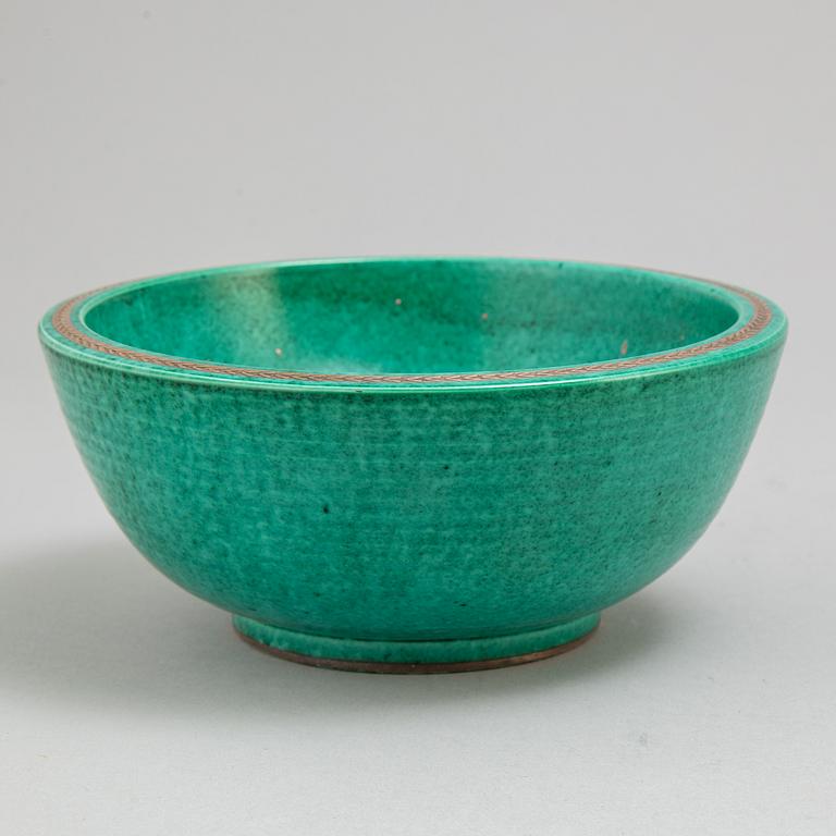 WILHELM KÅGE, an 'Argenta' stoneware bowl from Gustavsberg.