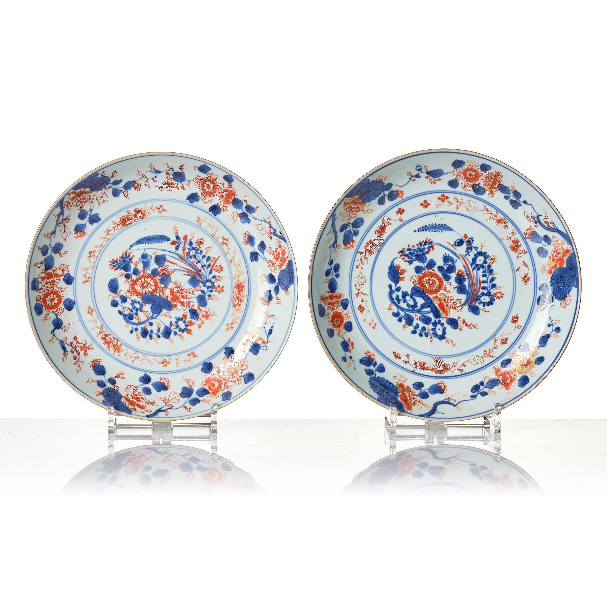 Fat, sex stycken, porslin. Qingdynastin, Kangxi (1662-1722).