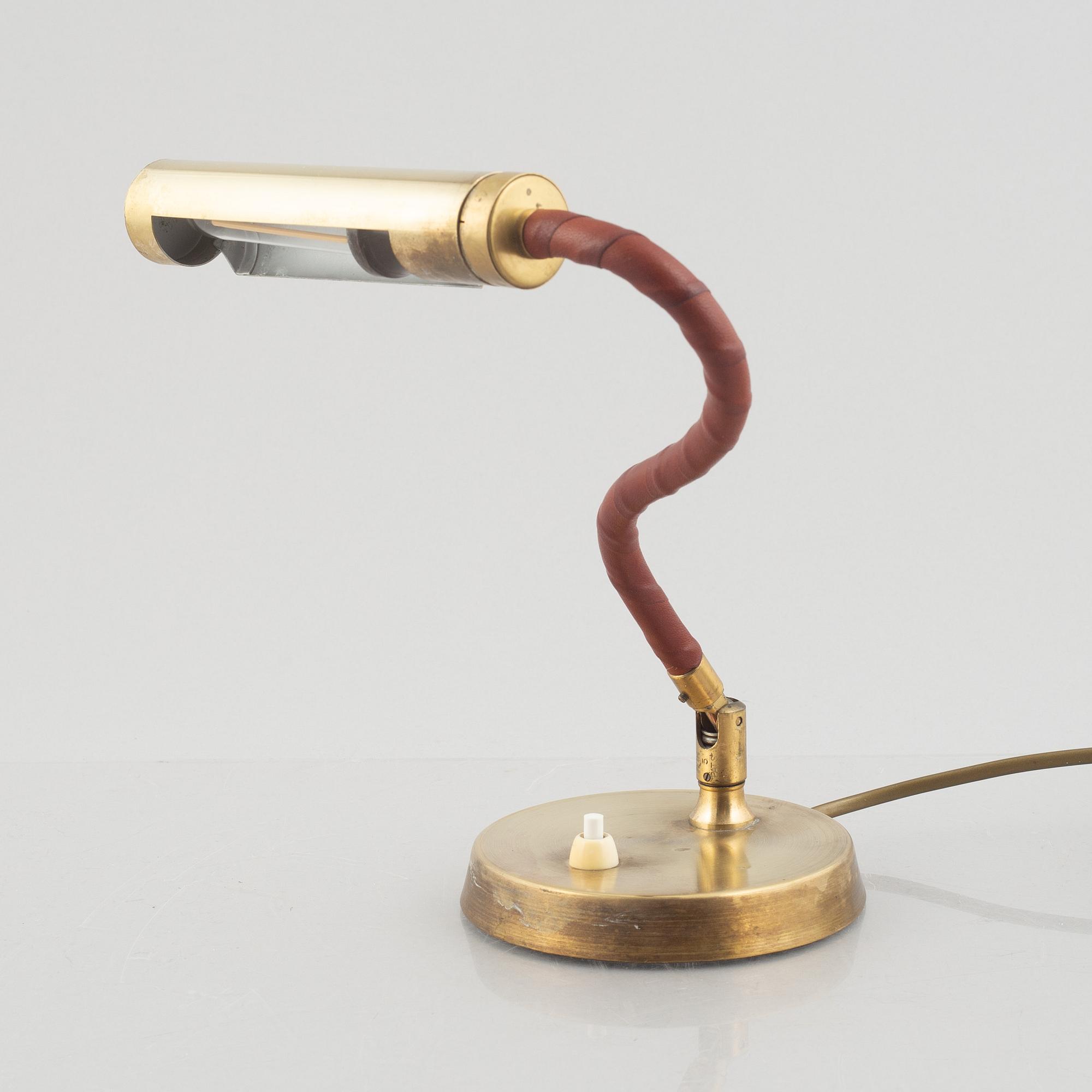 Bordslampa, Uppsala armaturfabrik, 1900-talets andra hälft.