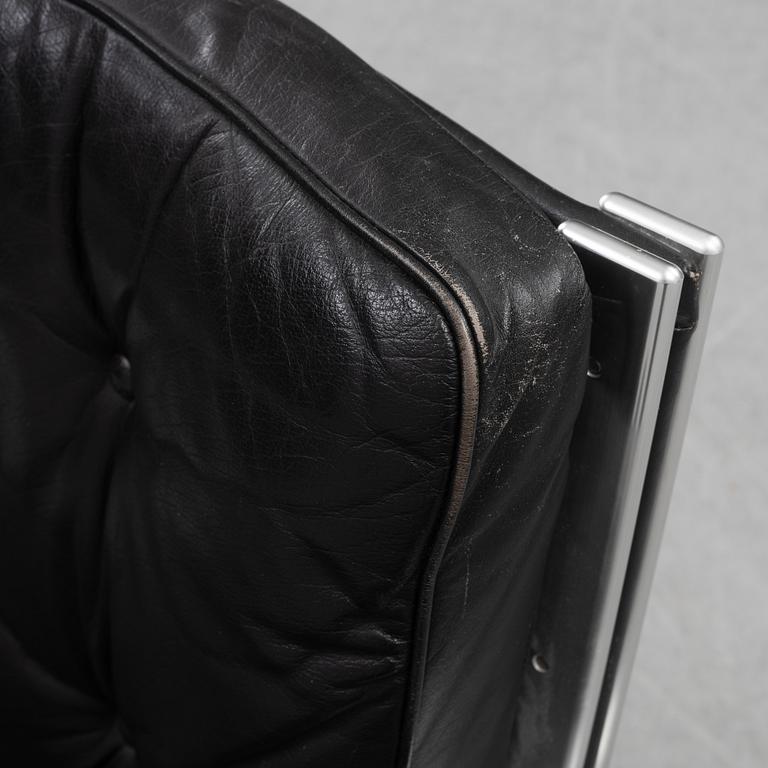 Karl Erik Ekselius, a black leather 'Mondo' desk swivel chair, JOC Möbel AB, Vetlanda, 1975.