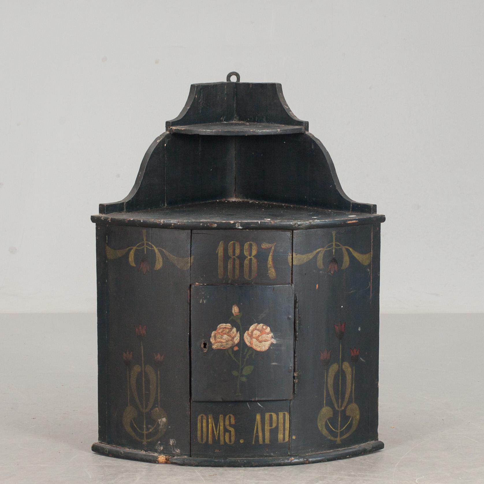 HÖRNSKÅP, allmoge, europa, bär påskrift 1887.