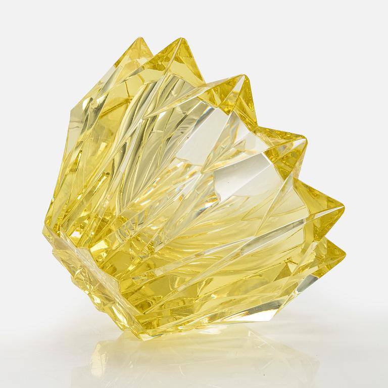 Aimo Okkolin, a 'Water lily' crystal bowl, signed Aimo Okkolin Riihimäen Lasi Oy.