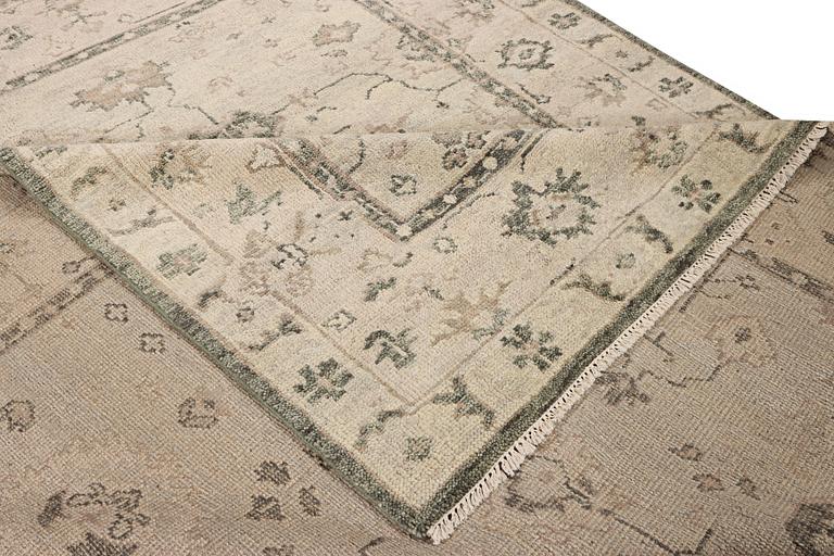 An oriental carpet with Mamluk-design, c. 360 x 280 cm.