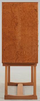 Josef Frank, A Josef Frank burrwood, mahogany and walnut cabinet 'Nationalmuseiskåpet', Svenskt Tenn, Sweden, model 881, 1960-70's.