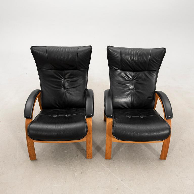 Jahn Aamodt armchairs, a pair with footstools "Easy" for Conform, late 20th century/early 21st century.