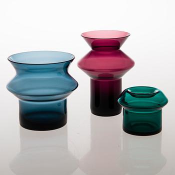 HELENA TYNELL, Three 'Hyrrä' vases Riihimäen Lasi Oy. In production 1959-1968.