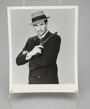 FILMMEMORABILIA, promotionfotografier, ca 100 st, från elva filmer, bl a "Wild Party", 1975.