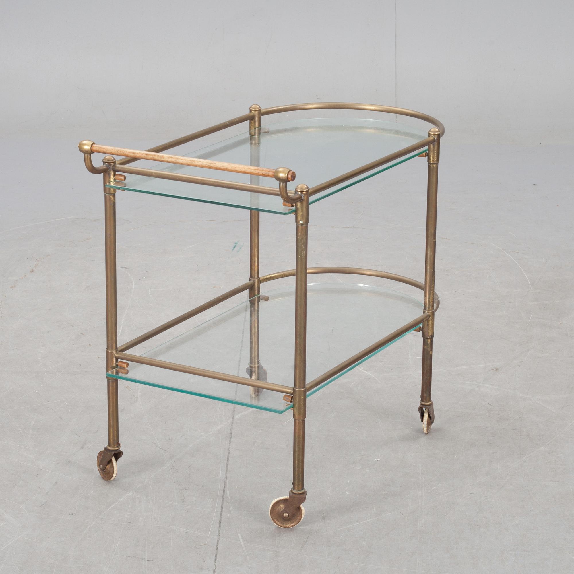 SERVERINGSVAGN, 1900-talets andra hälft.