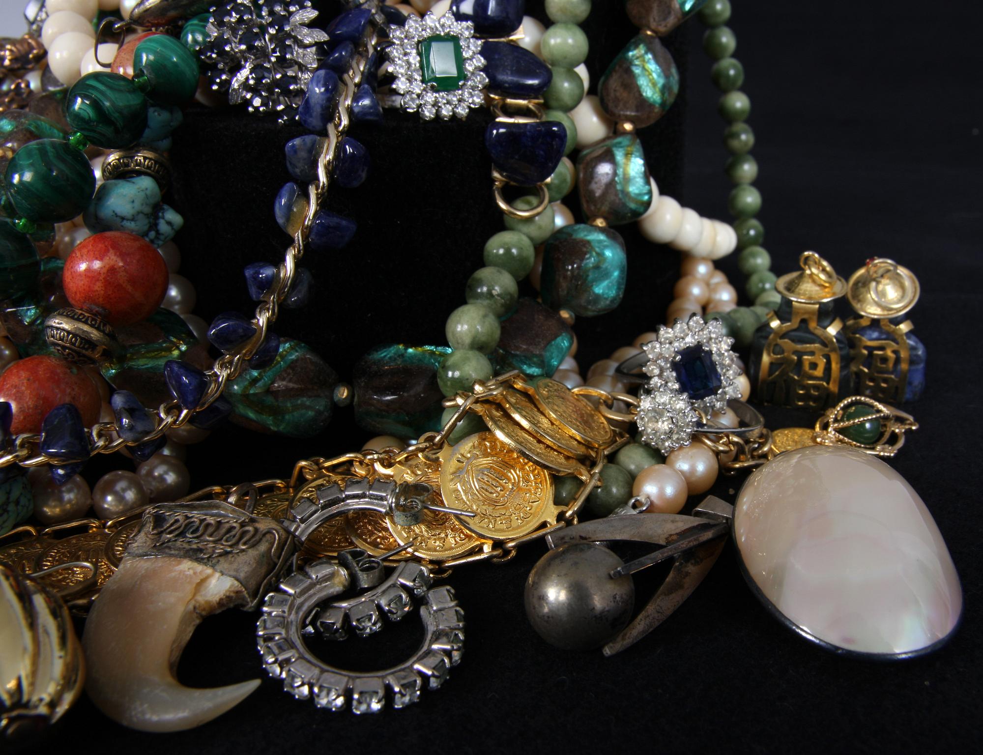 PARTI BIJOUTERIER, 1900-tal.