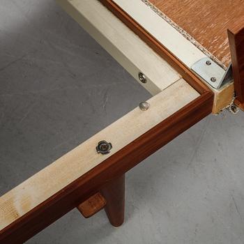Haldor Vik and Ingmar Relling, a 'Svane' daybed sofa, Norway 1960s.