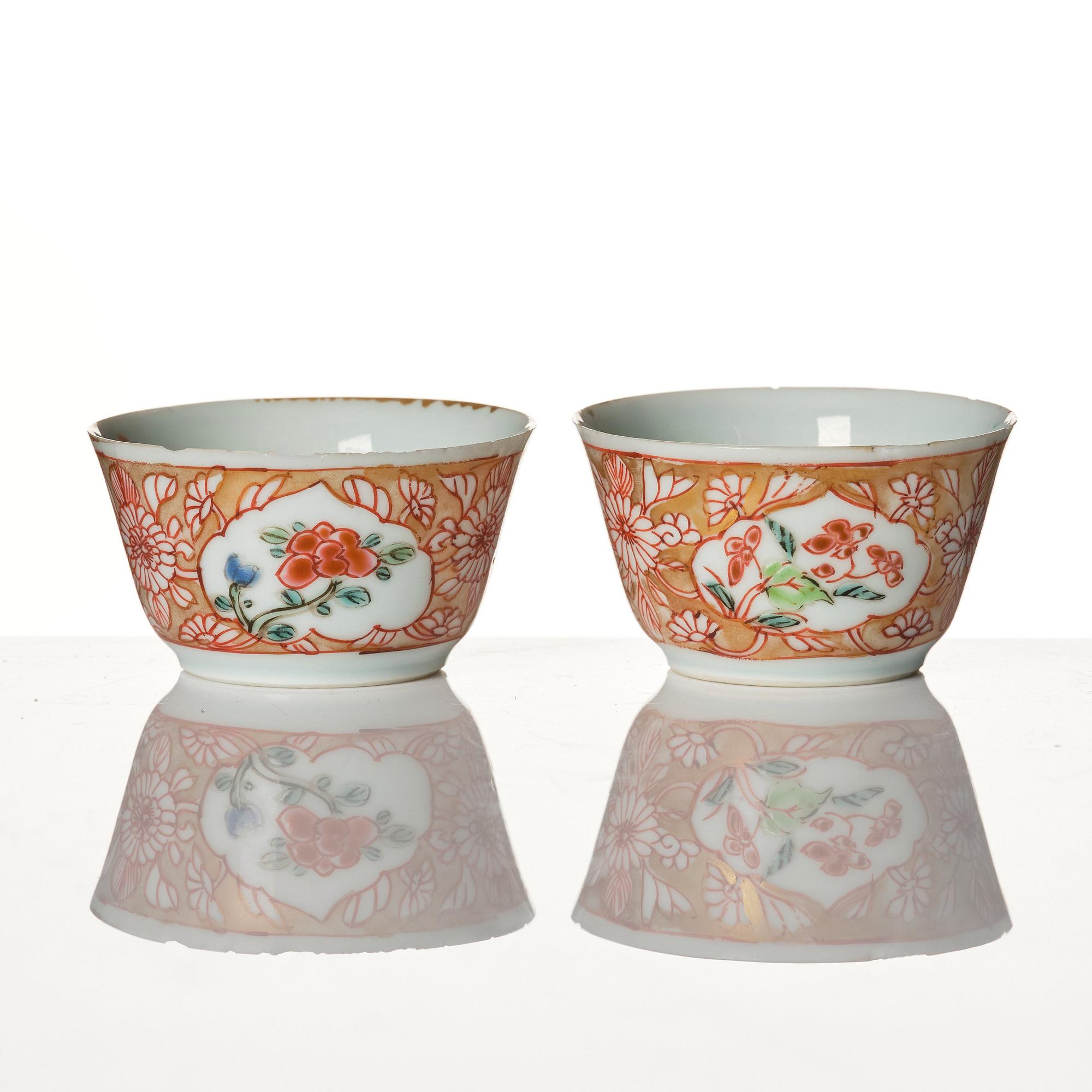 A pair of famille rose miniature cups with stands, Qing dynasty, 18th Century.