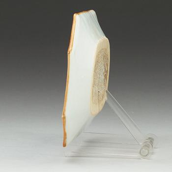 FAT, vapenporslin. Qing dynastin, Qianlong (1736-95).