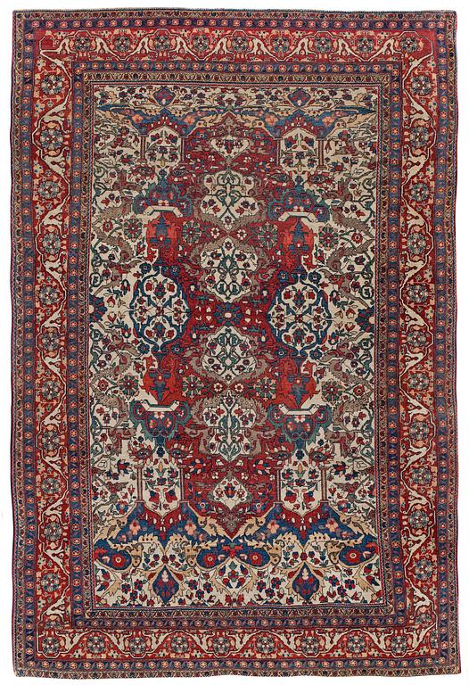 ANTIK ISFAHAN. 207 x 131,5 cm.