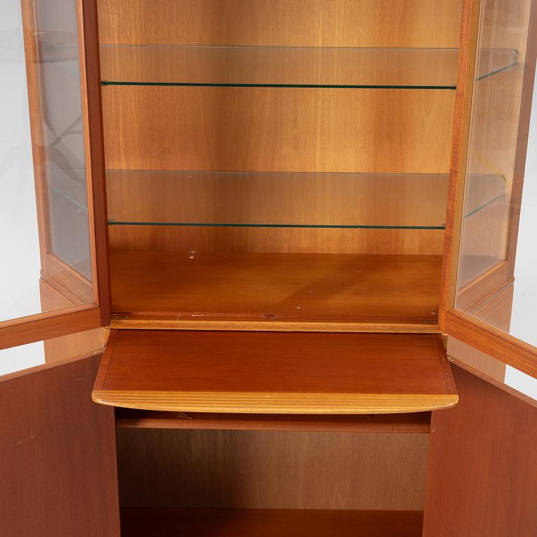 Carl Malmsten, vitrinskåp, "Undantaget" 1900-talets andra hälft.