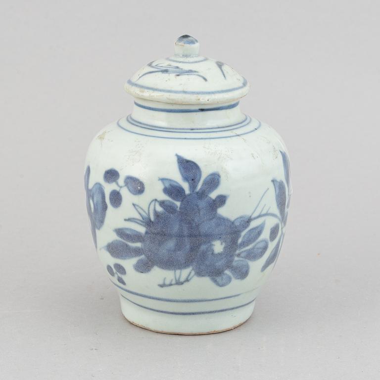 A blue and white jar, Ming dynasty (1368-1644).