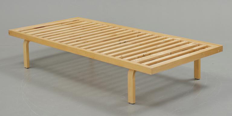 DAGBÄDD, Alvar Aalto för Artek. 1900-tal.
