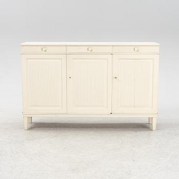 Carl Malmsten, sideboard, "Herrgården", Bodafors, 1900-talets andra hälft.