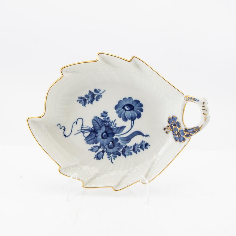 Servis 31 dlr "Blå blomst" Royal Copenhagen 1900-talets andra hälft porslin.