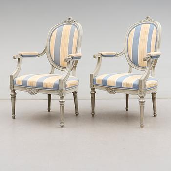 KARMSTOLAR, 1 par, gustaviansk stil, 1900-talets andra hälft.