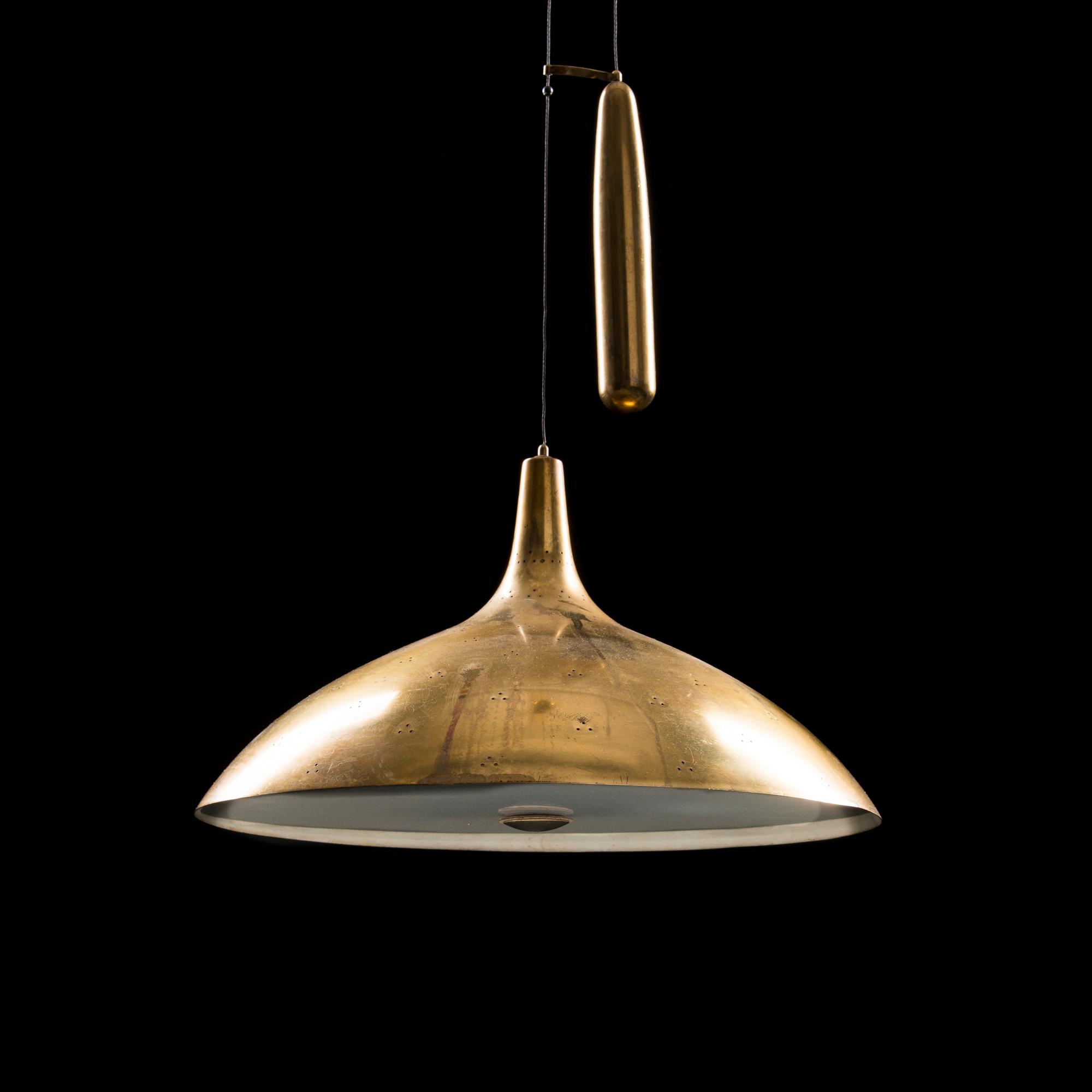 TAKLAMPA, Paavo Tynell, Oy Taito Ab. Totalhöjd 130 cm.