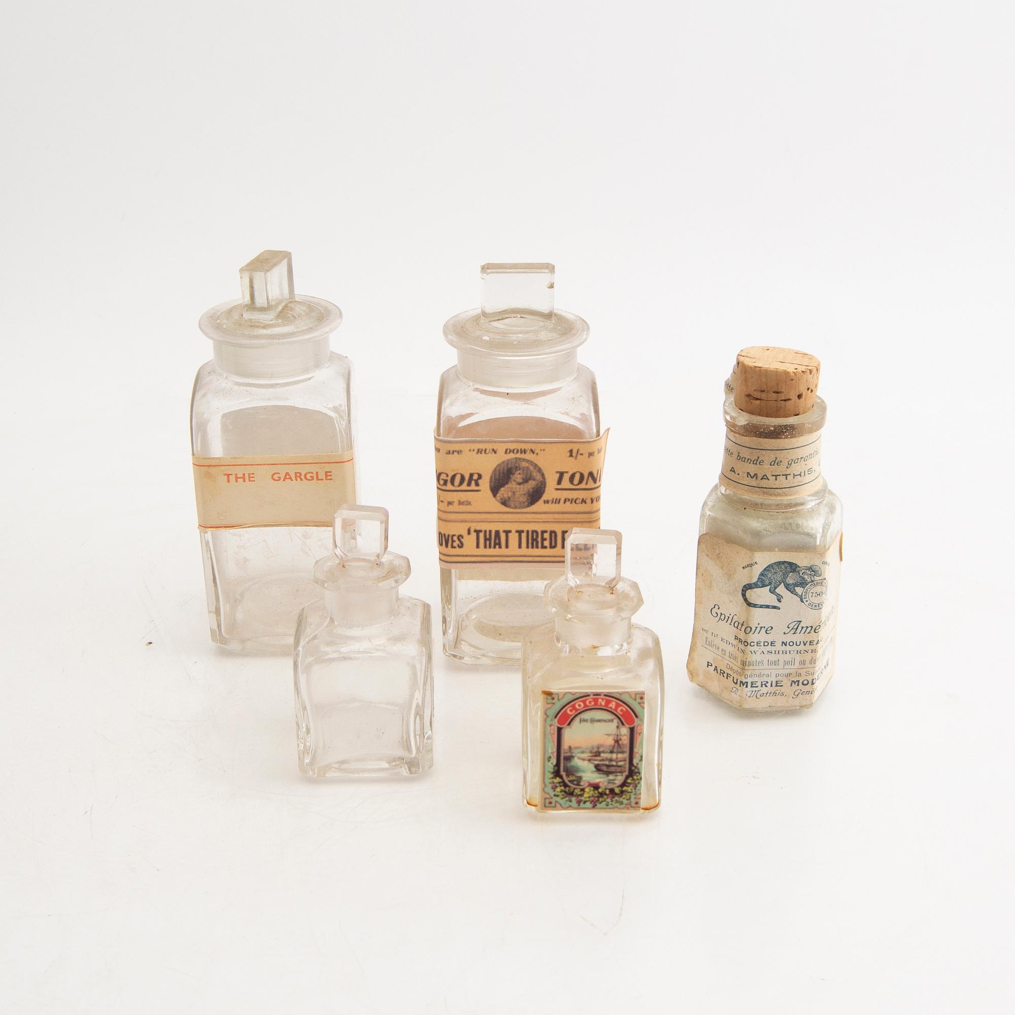 Reseapotek, Howard Lloyd & Co England  1900-talets första del.