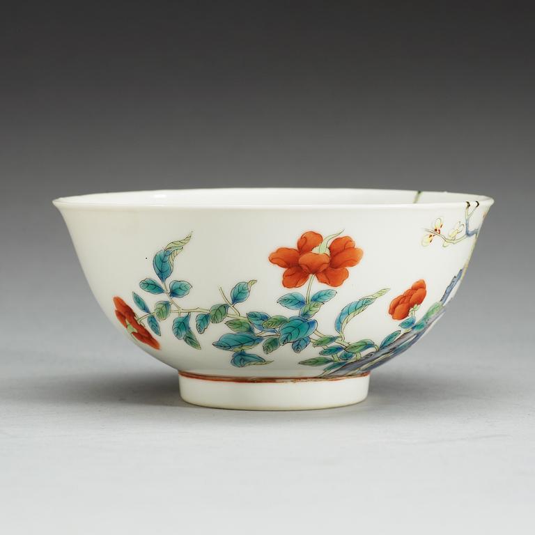 A famille rose bowl, presumably Republic with Hongxians four character mark.