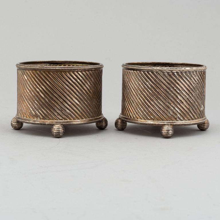 A pair of silver plates coasters, first half of the 20th century.