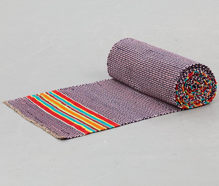 Jenny Mäkinen, A runner, "Jenny", a rag rug, ca 1120,5 x 71,5-74 cm, Finland the beginning of the 1970's.